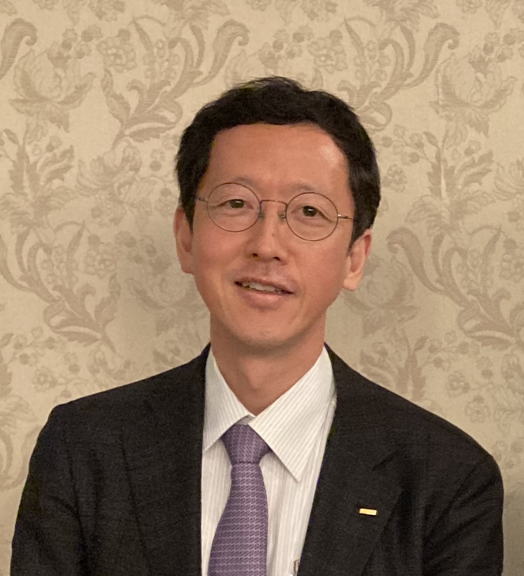 Takayuki Abe